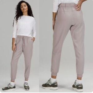 NWOT -Lululemon ‘On The Fly’ Joggers